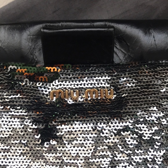 Miu Miu Sequin Clutch - Picture 5 of 7